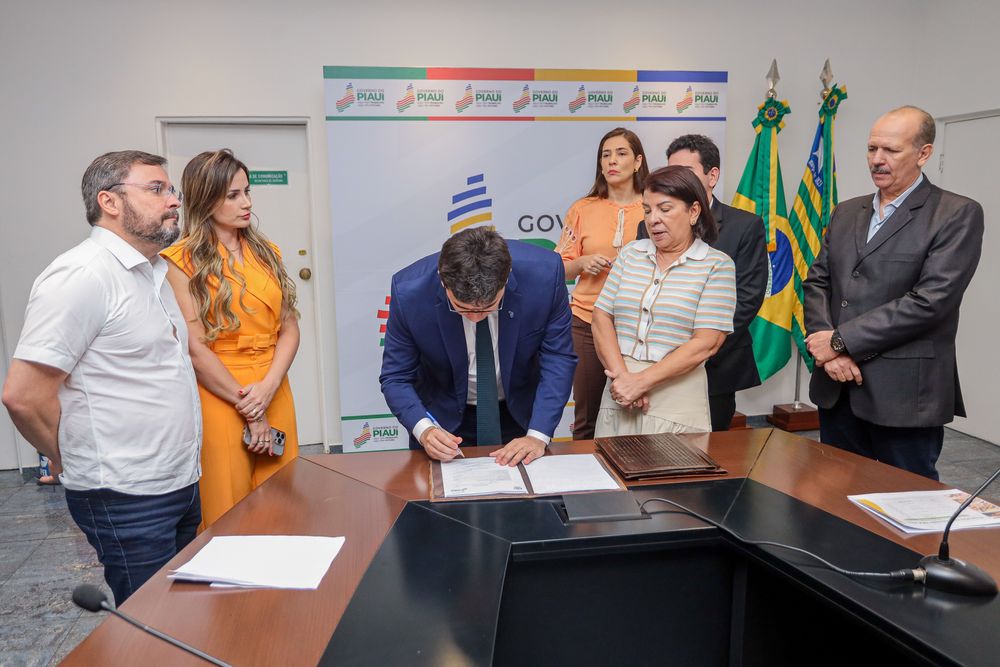Rafael Fonteles autoriza R$ 5,3 milhões para início de mais nove obras do OPA 2023 em Teresina e Parnaíba