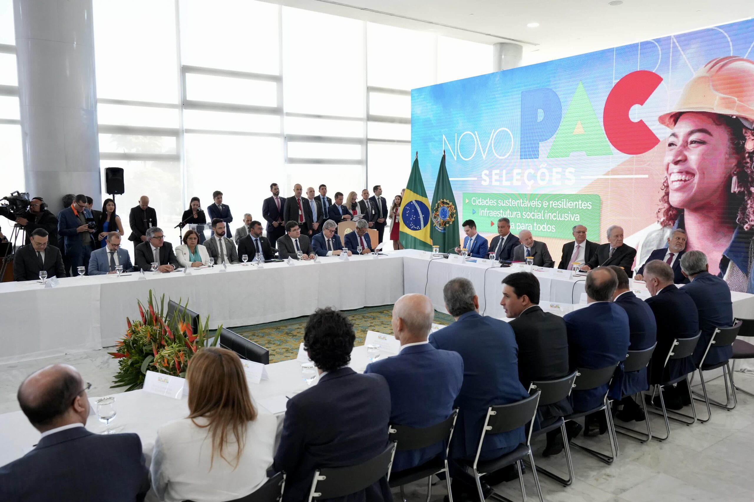 Novo PAC Seleções destinará mais de 900 milhões para obras de drenagem urbana, infraestrutura e mobilidade no Piauí