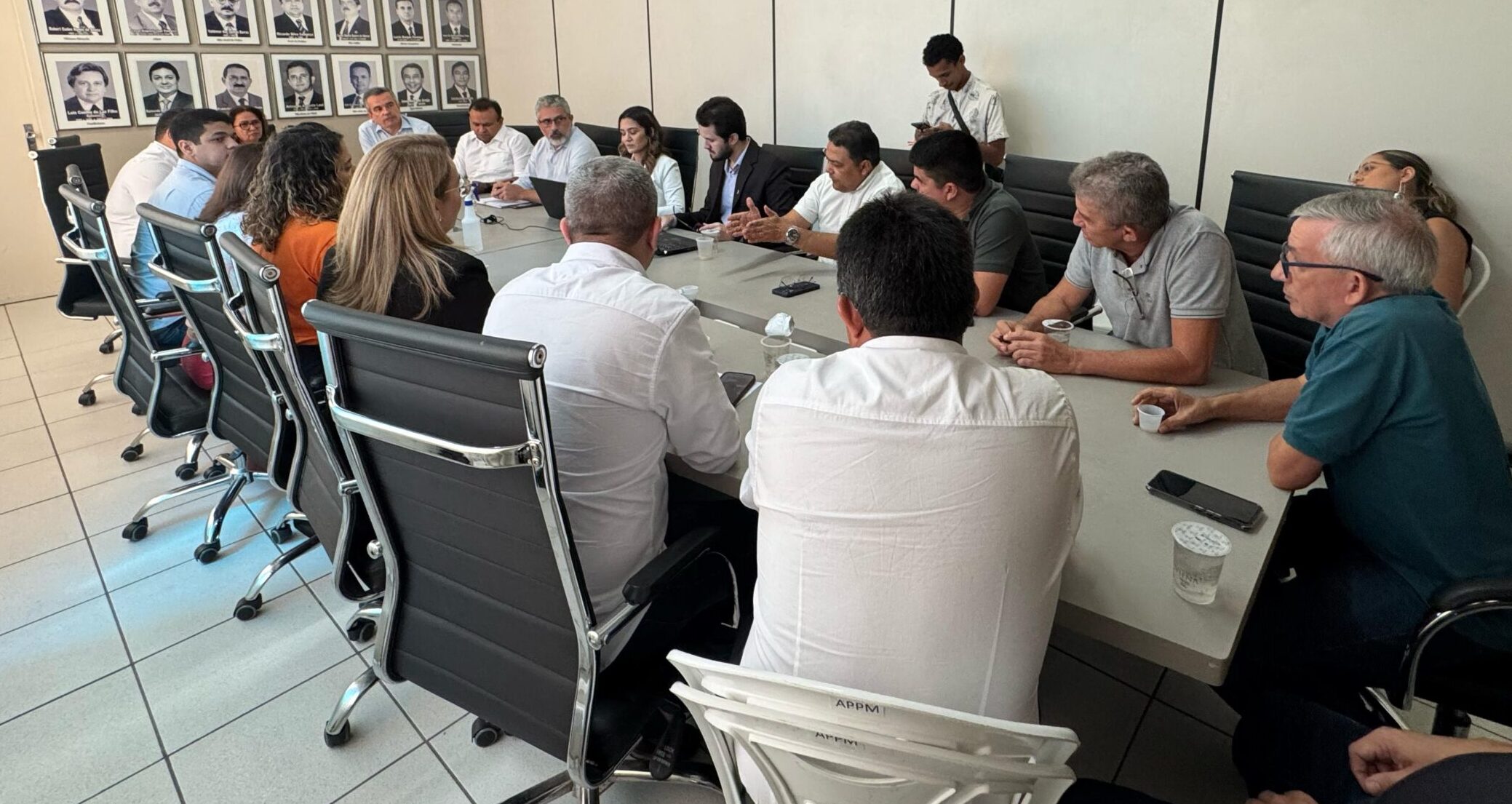 Governo do Piauí mobiliza esforços para combater a seca no semiárido