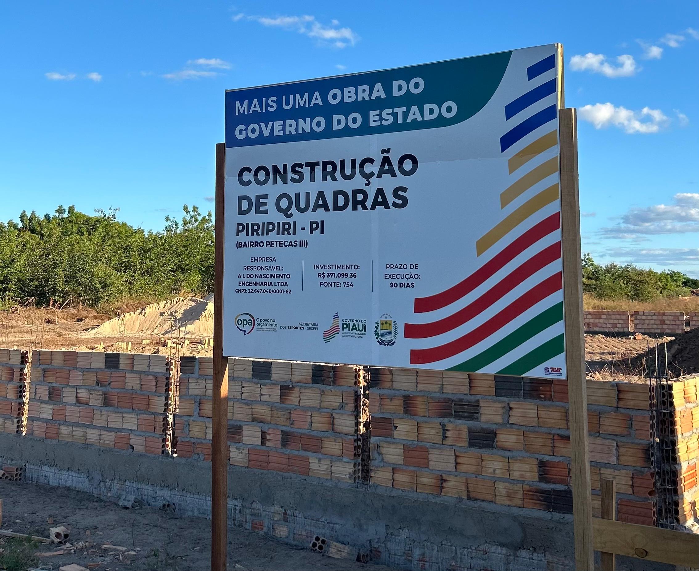 Governo inicia obras de oito quadras poliesportivas em Teresina e Piripiri através do OPA