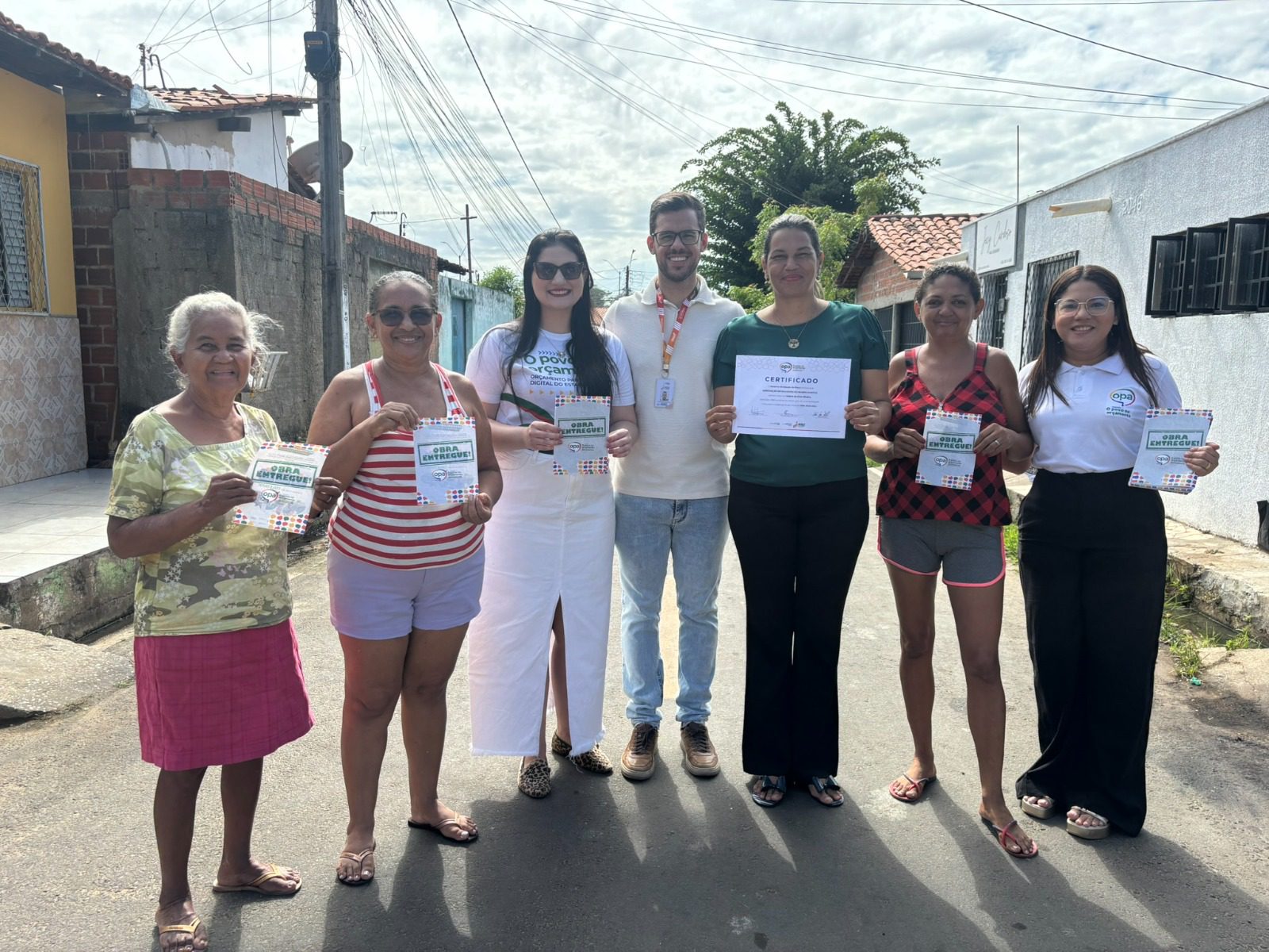 OPA leva asfalto e dignidade a comunidades do Murilo Resende e Vila Ferroviária