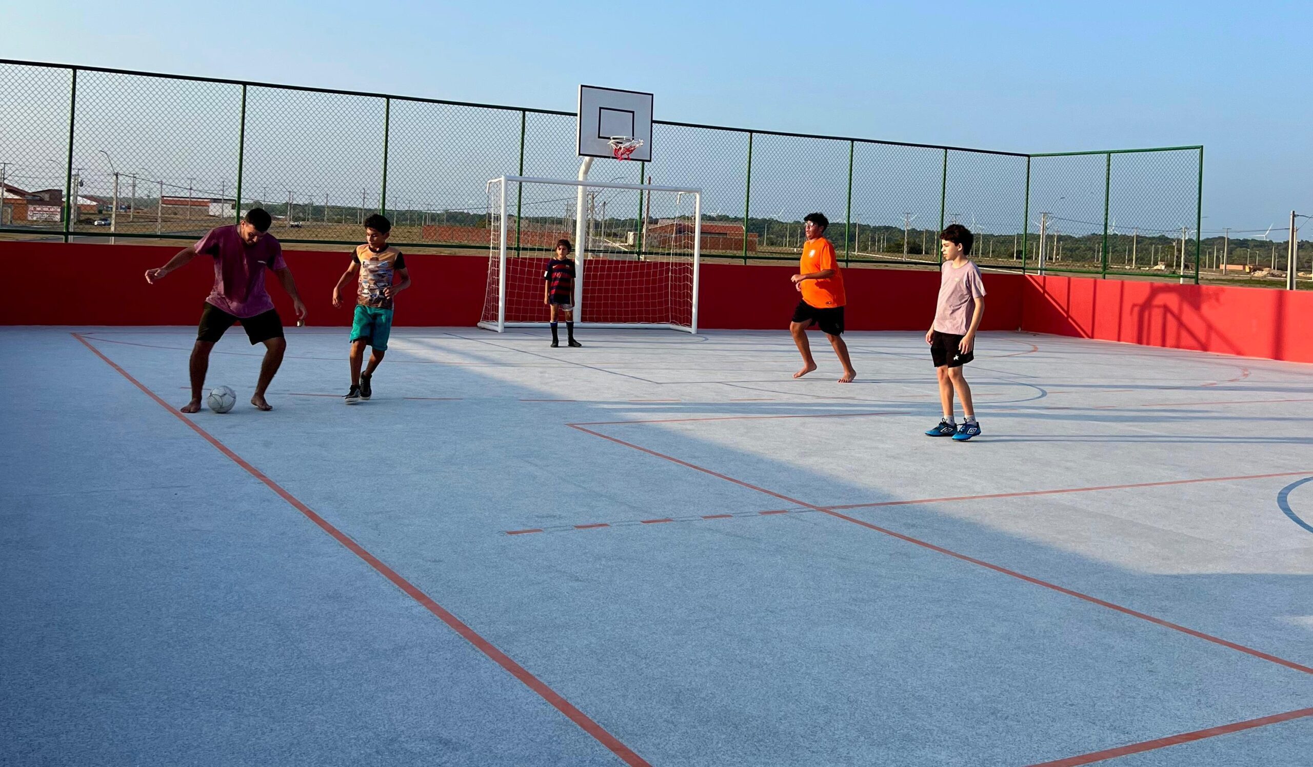 OPA: Nova quadra esportiva leva mais lazer e integração para moradores do Caminho da Alvorada, em Parnaíba
