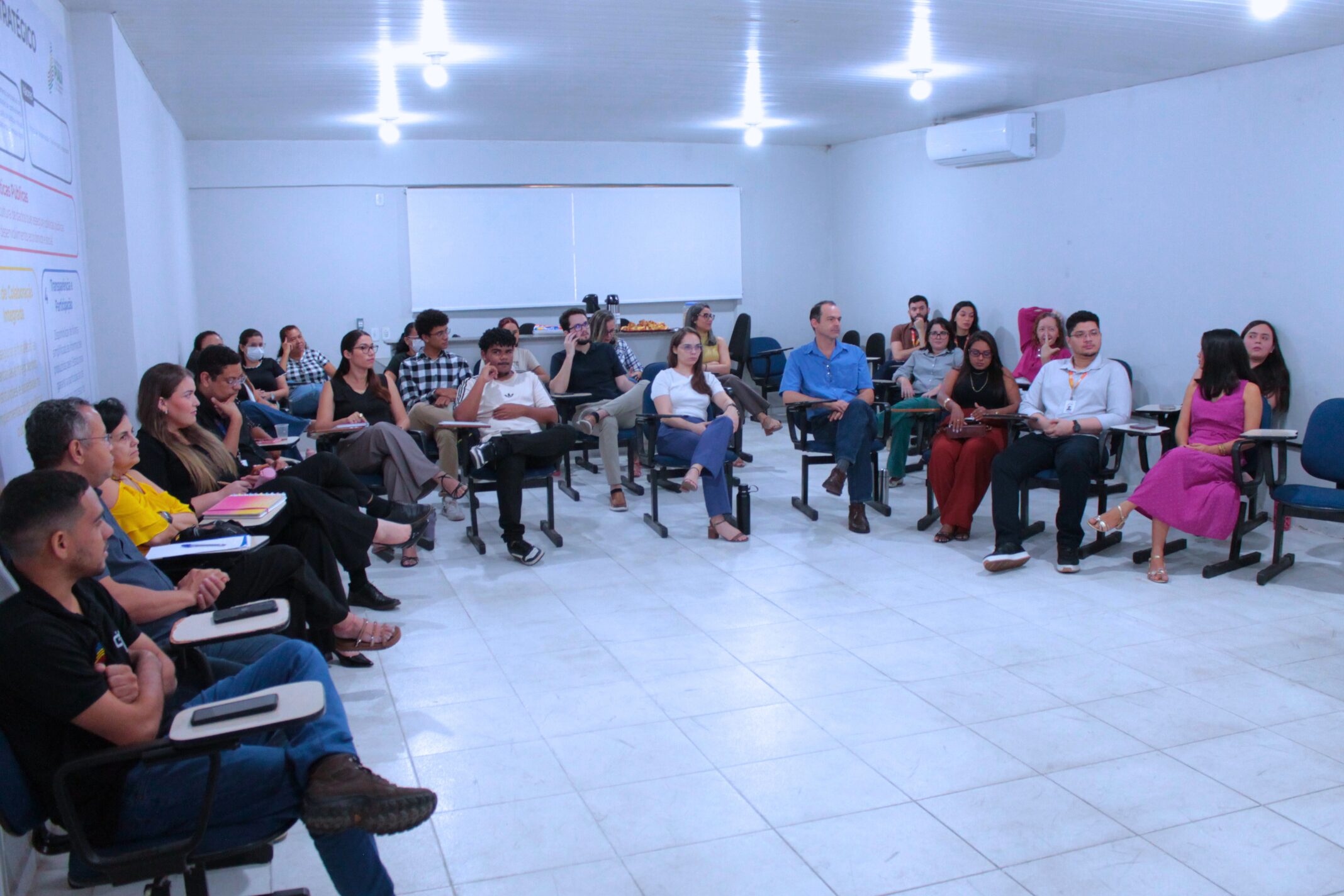 Seplan lança cartilha de enfrentamento ao assédio no setor público e promove roda de conversa sobre o tema