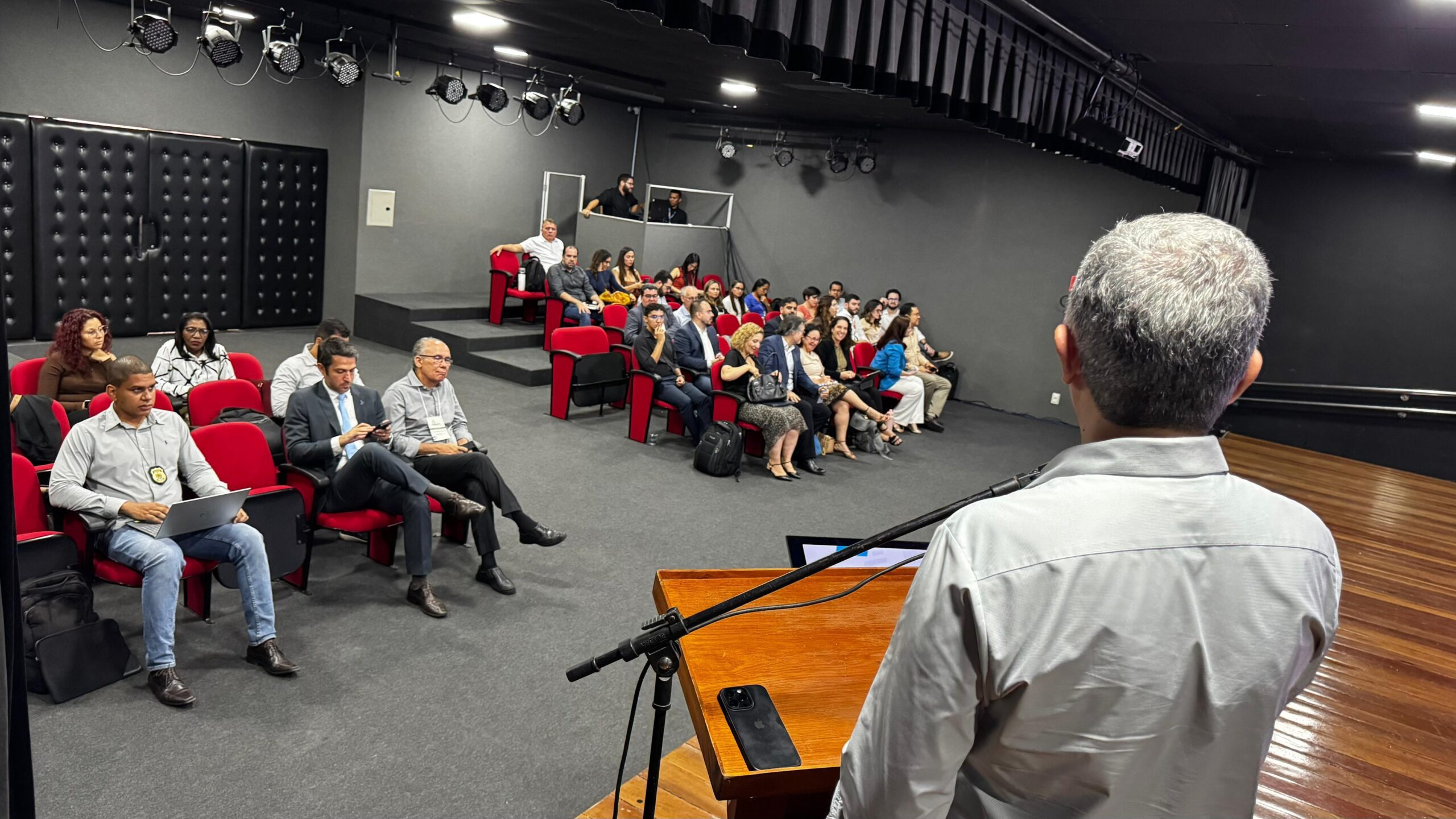 Secretário de planejamento apresenta avanços e desafios na governança das águas em workshop estadual