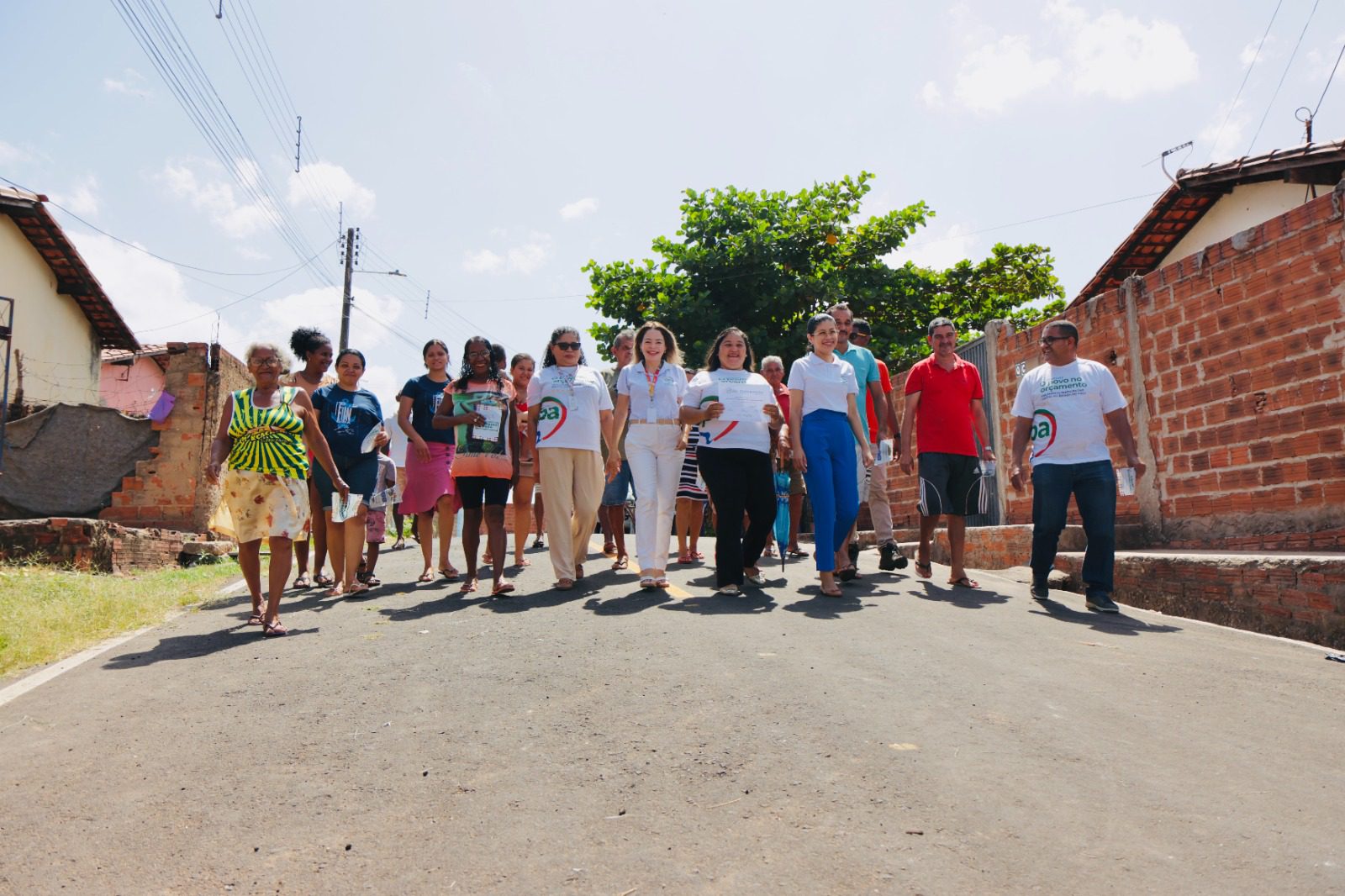 Asfalto chega ao Monte Verde e transforma a mobilidade do bairro com obra conquistada pelo OPA