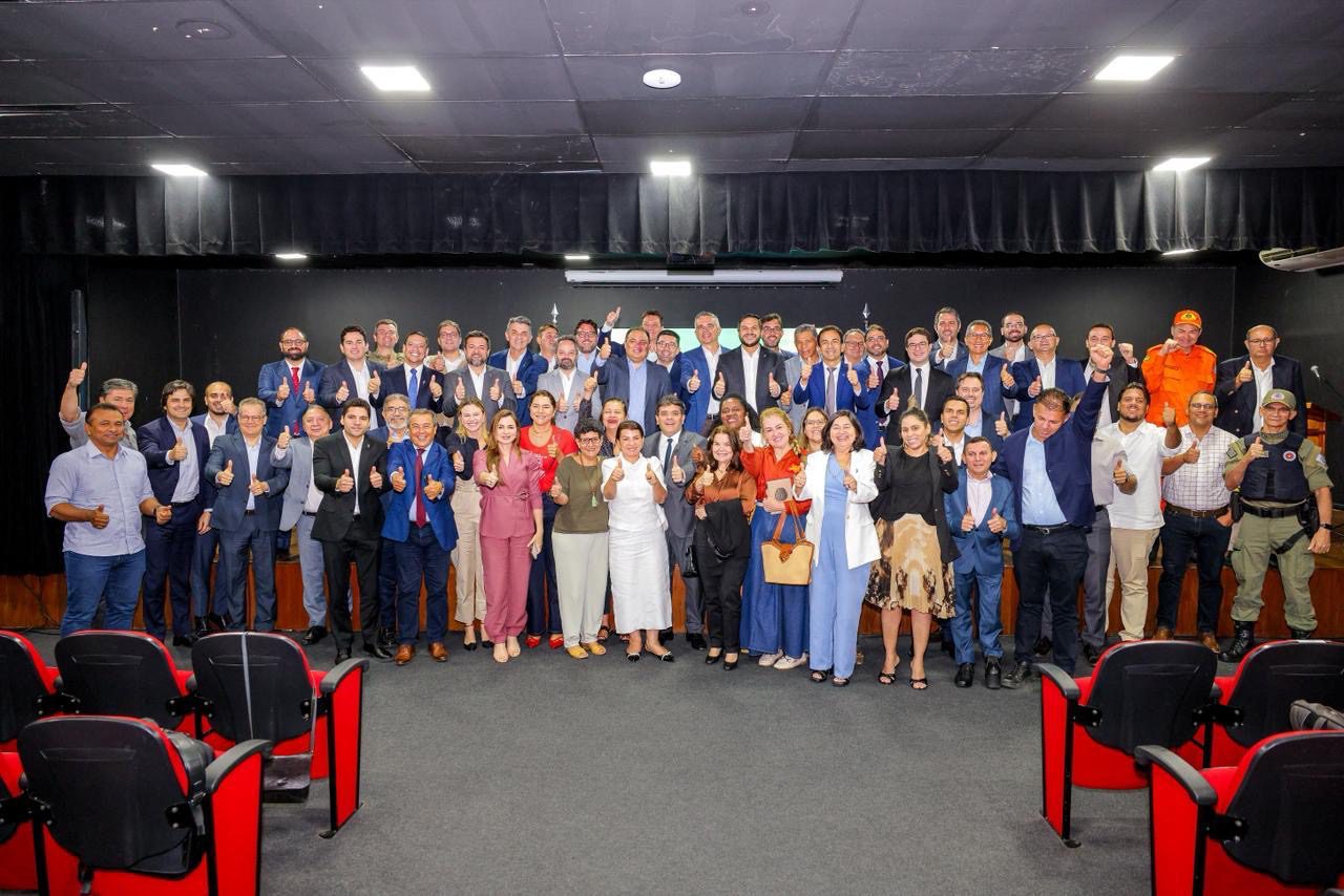 Rafael Fonteles reúne equipe de governo para discutir resultados e metas da gestão