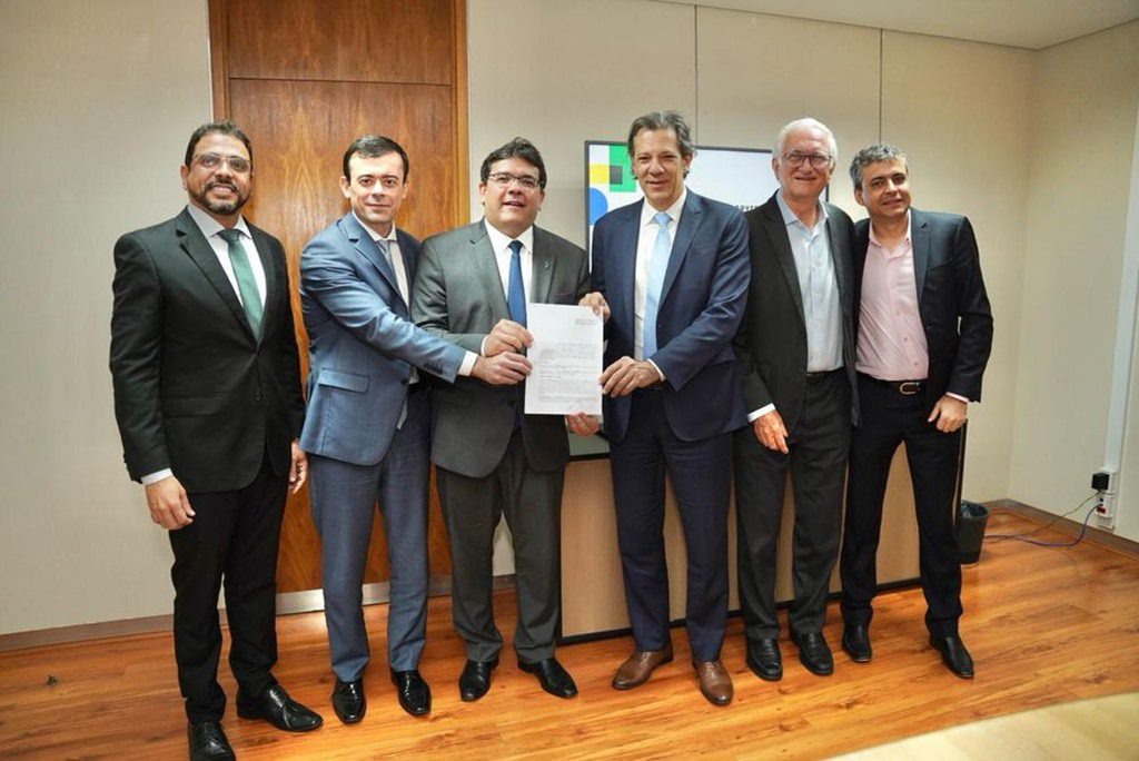 Piauí recebe R$ 2 bilhões de financiamento do Banco do Brasil para obras nos 224 municípios do estado