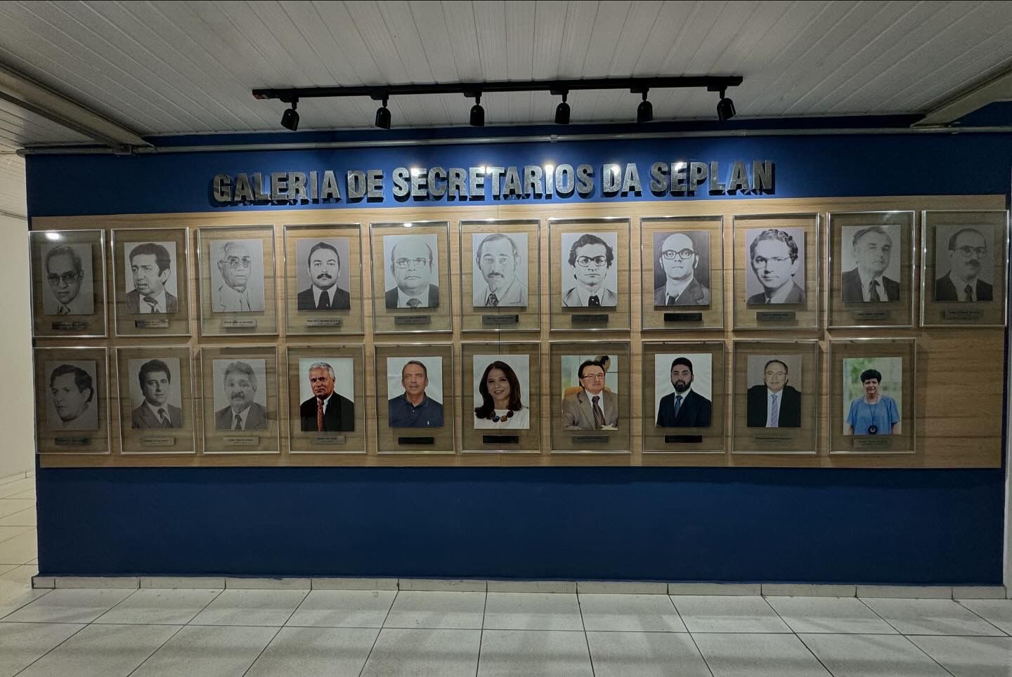 Seplan reinaugura galeria de ex-secretários