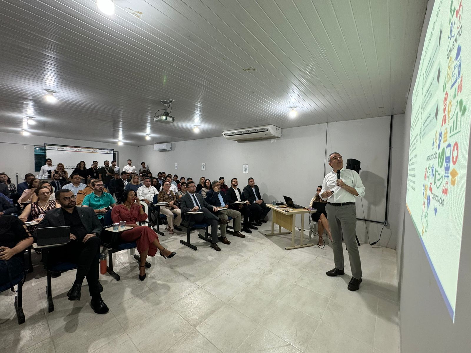 Prepara Prefeitos busca melhorar o serviço público em áreas fundamentais