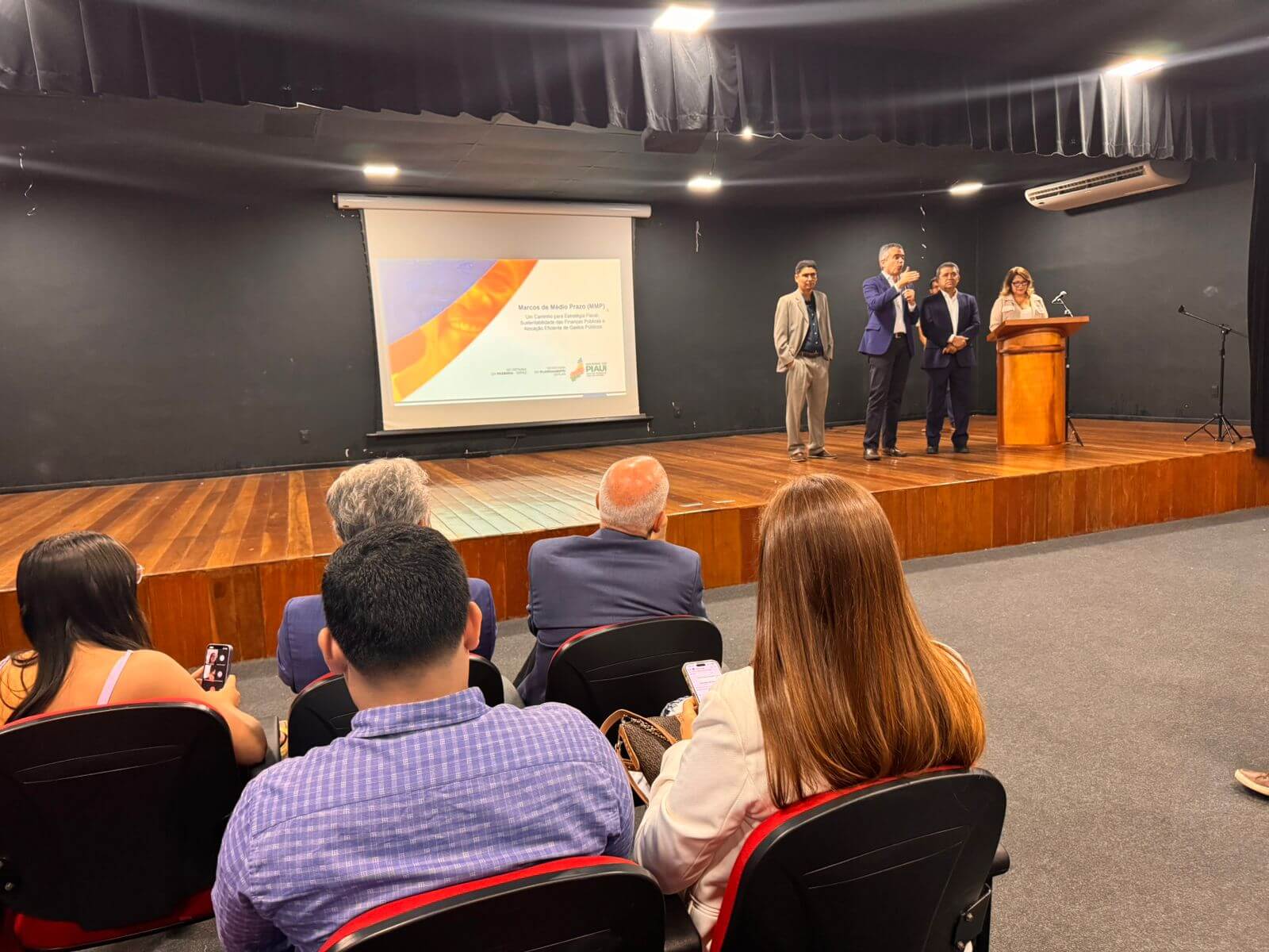 Seminário debate ações para aprimorar a gestão orçamentária e fiscal do Piauí