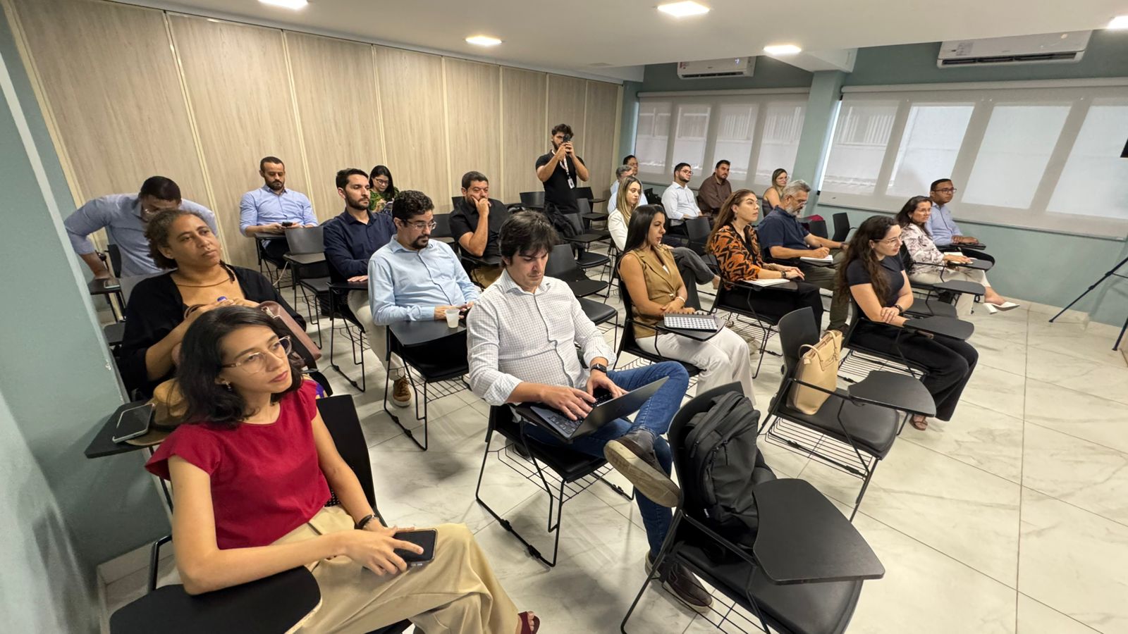 Seplan inicia 3ª turma de pós-graduação para servidores do Estado em parceria com universidade portuguesa