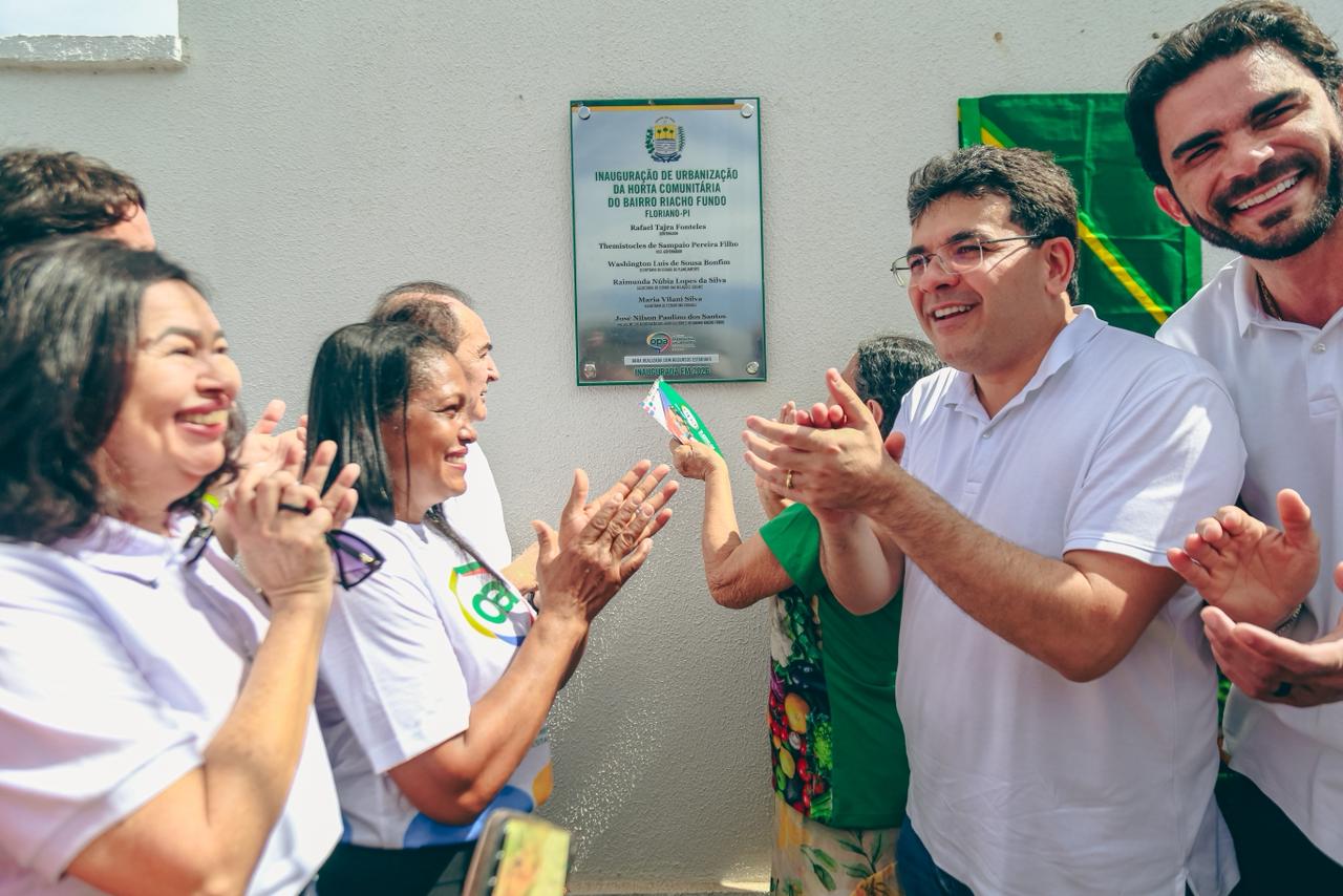 Governador entrega urbanização de horta comunitária em Floriano; obra beneficia 35 famílias